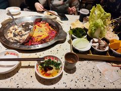 -红九格老火锅(三峡广场店)