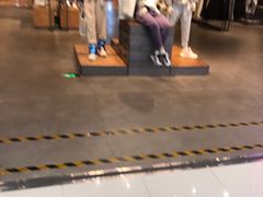 -adidas(正佳广场店)