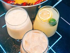 -唯爱KTV聚会餐厅(仙林东城汇店)