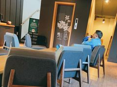 大堂-星巴克(红房子店)