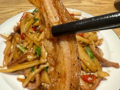 酸笋炒大肠-牛八宝桂林米粉(八里庄店)