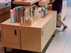 -星巴克(汾阳路店)