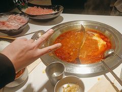 -老房老舍重庆火锅(假日城市店)