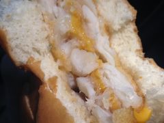 双层阿拉斯加狭鳕鱼堡-麦当劳(牡丹江路店)