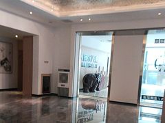 -快乐大桶水养生足浴SPA(前兴路店)