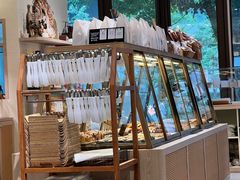 -Dough&Joe团憩(瑞虹天地月亮湾店)