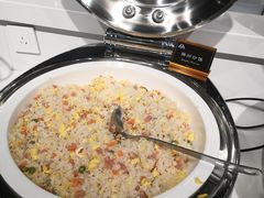 扬州炒饭-圣罗巴甄选自助(麦凯乐店)