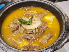 酸木瓜炖牛腩-半山腰·云南菜(侨福芳草地店)