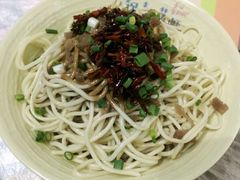 -靓靓蒸虾(恩施新天地店)