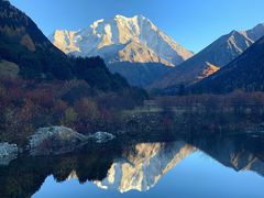 -亚拉雪山风景区