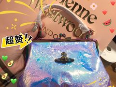 -Vivienne Westwood(上海来福士广场店)