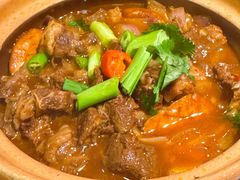 春家牛腩砂锅-春家·非遗手工小吃(徐汇万科广场店)