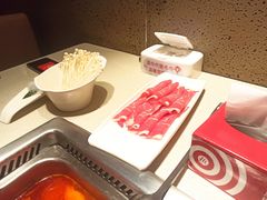 -海底捞火锅鲜切牛肉主题店(长寿路店)