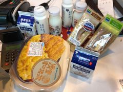 -全家便利店(上丰路店)