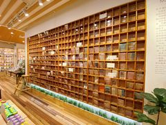 -猫的天空之城概念书店(印象城购物中心店)