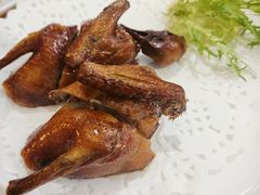 -鹏城人家海鲜酒家·23年老字号(较场尾店)