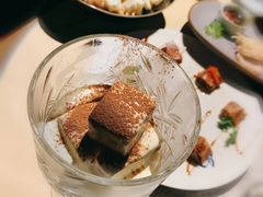 -穹六人间 people 6(岳阳路店)