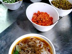 -湖南牛肉特色粉面(华屏路店)