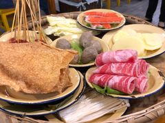 -巴隆门重庆老火锅(太湖路店)