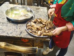 -肖肖酸萝卜鱼火锅(总店)