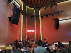 -TZ House音乐现场(来福士中心店)