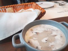 奶油菌菇浓汤-西堤牛排(合肥之心城店)