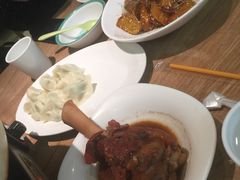 金牌酱棒骨-上关雪東北菜(中房金谊店)
