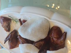 乳鸽-皇朝海鲜酒店