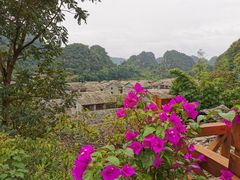 -高荡千年布依古寨旅游景区