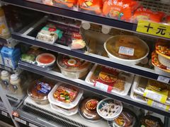 -全家便利店(申江路站店)