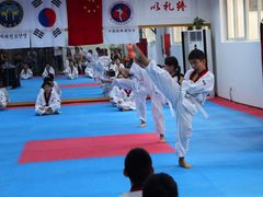 -健成运动中心·体适能跆拳道少儿格斗体考跳绳