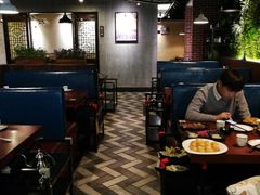 -重庆爽翻天老火锅(临平万达广场店)
