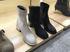 -hotwind热风(民盈山国贸店)