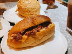 咸芝士牛肉猪仔包-华嫂冰室(湾仔店)