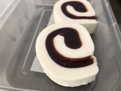 豆沙奶卷-牛姥姥牛奶酪