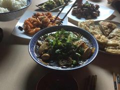 -江湖餐厅–重庆九宫格老火锅