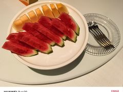 -醉辉皇上海之巅(上海中心大厦店)