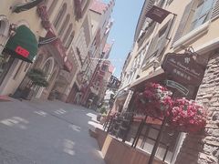 -鲁邦国际风情街(麦世达韩国精品百货店)