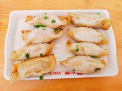 牛肉鍋貼-小姜锅贴(凤凰街店)
