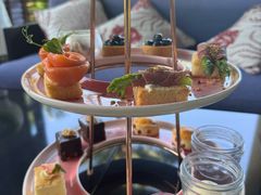 -亚龙湾喜来登·美景台大堂吧