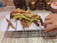-小董哥烤串·爆汁大油边(故宫店)