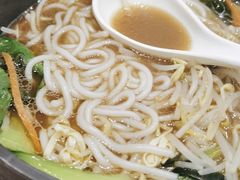 -灵芝妹子海鲜米线(凯德和平广场店)