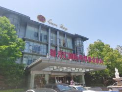 -馨月汇·一悦馨香月子中心(前滩店)
