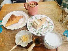 -默迹咖啡馆