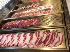 -山焱·炭火自助烤肉(周浦万达店)