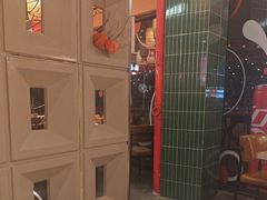 -琥珀老六龙虾(四里河店)