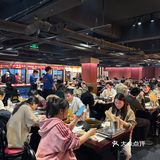 武汉！吃到了！0.8一根的砂锅串串…..