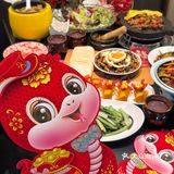 新年氛围拉满的饭店！萨拉齐湘食董家