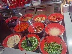 -鹤江桥·红油牛肉粉(SKP店)