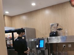 -霸王茶姬(南强街店)